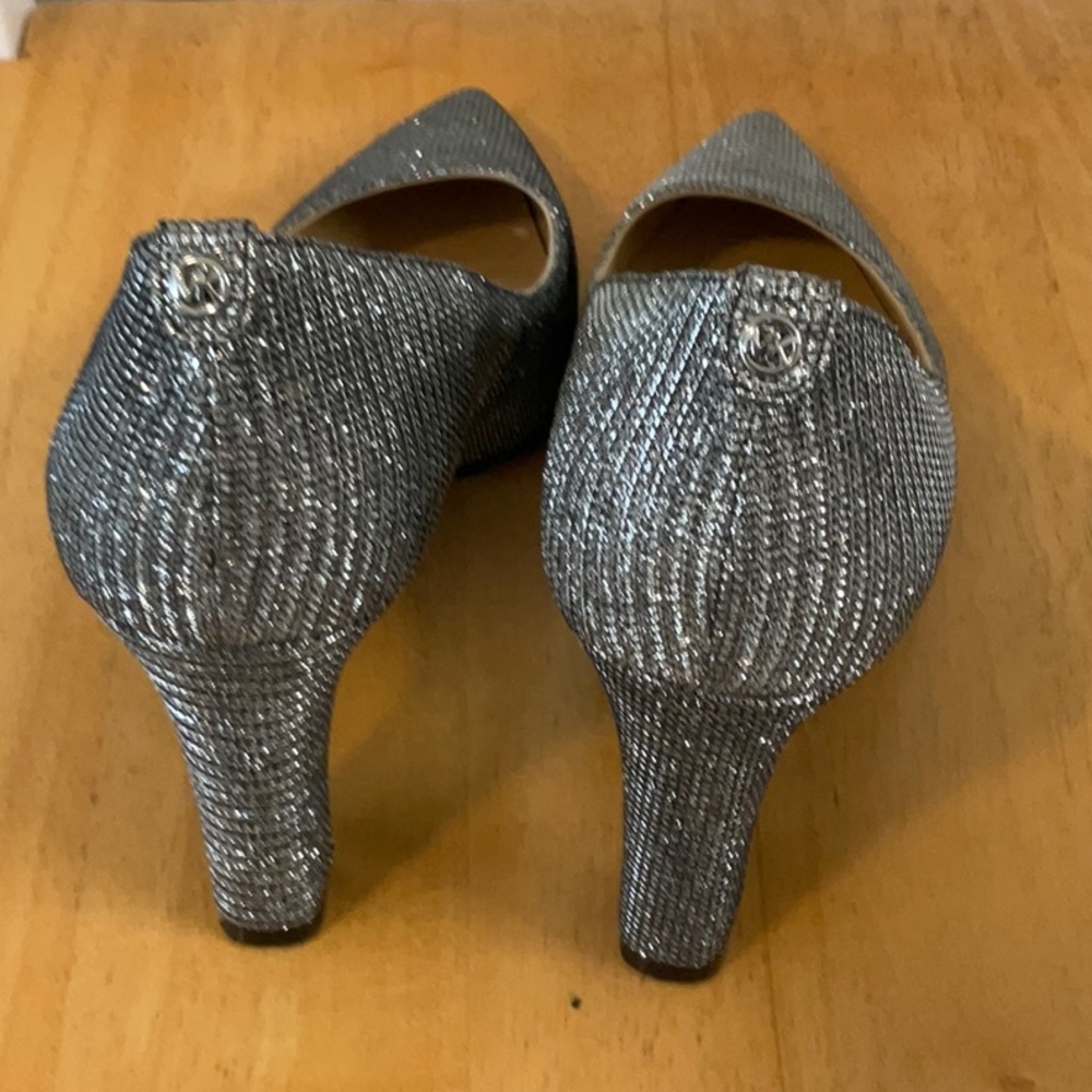 Michael Kors Shoes - Picture 4 of 7